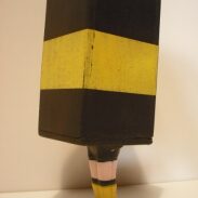 cube noir et jaune